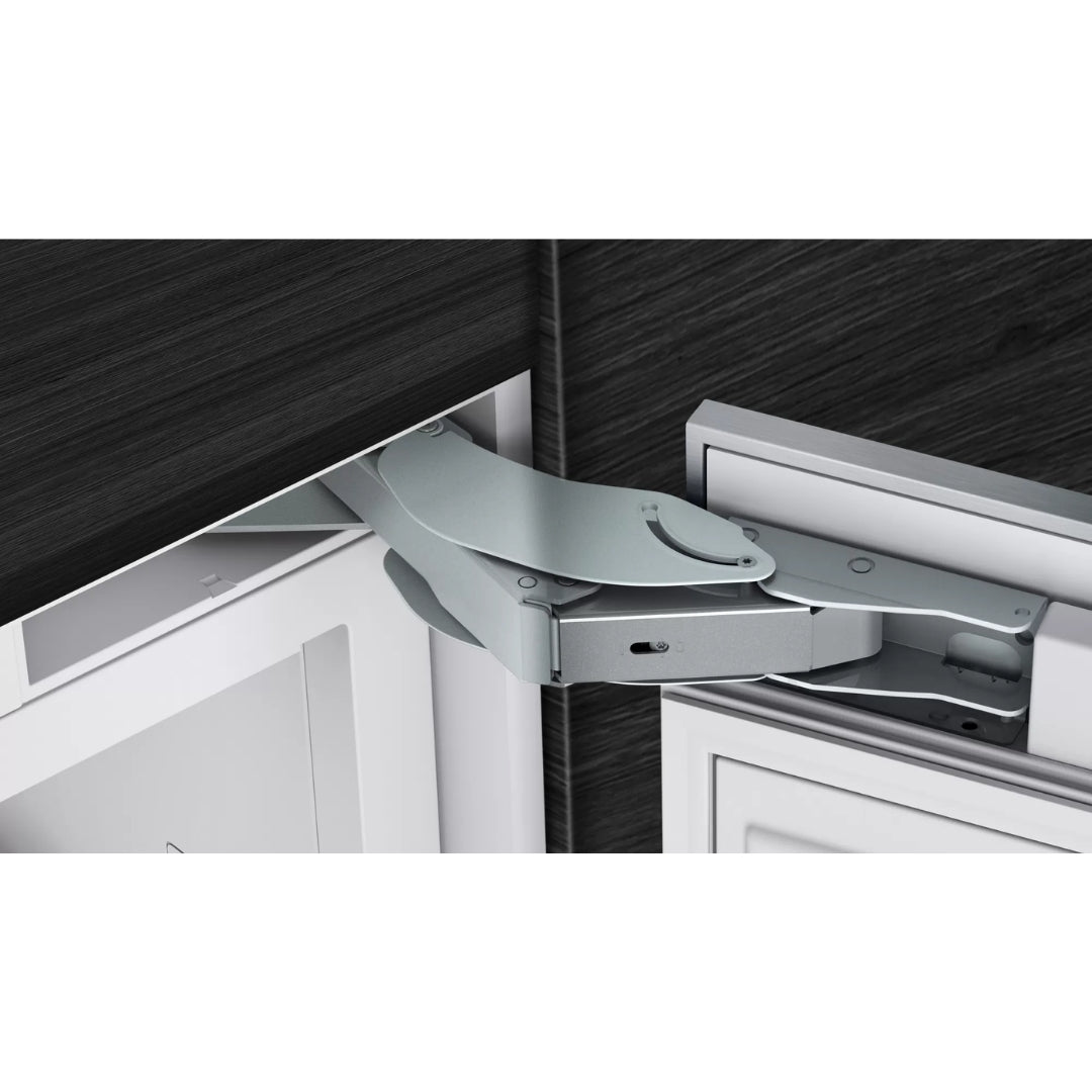 Siemens Built-In Built-In Refrigerator 547 Ltrs iQ700 CI30RP02