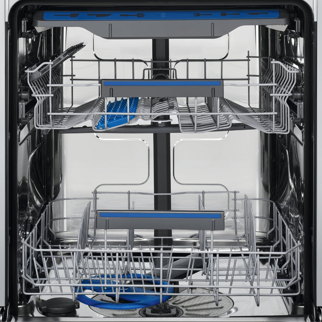 Electrolux Built In Dishwasher UltimateCare 700 EEM48330L with 14 Place Settings