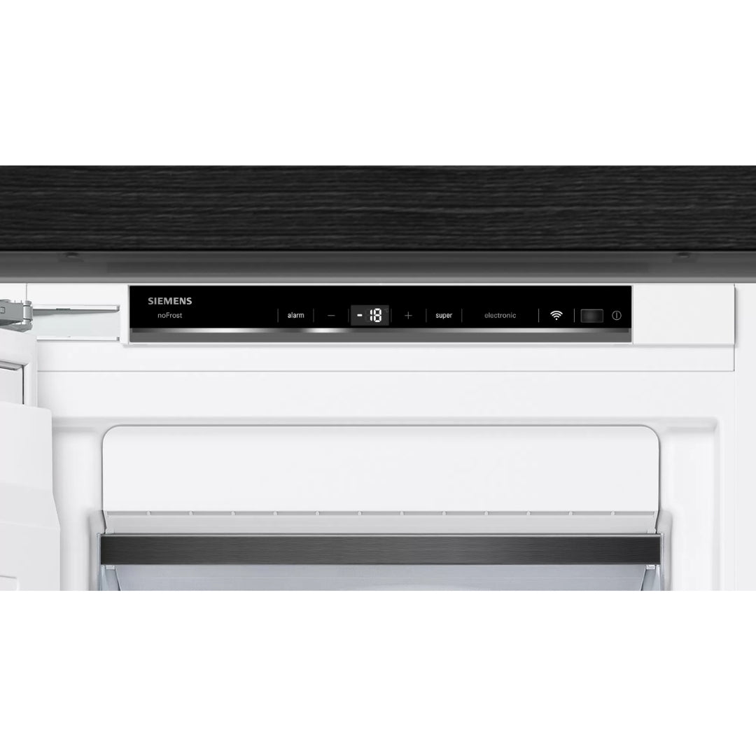 Siemens Built-In Built-In Refrigerator 235 Ltrs iQ700 GI81NHD30I