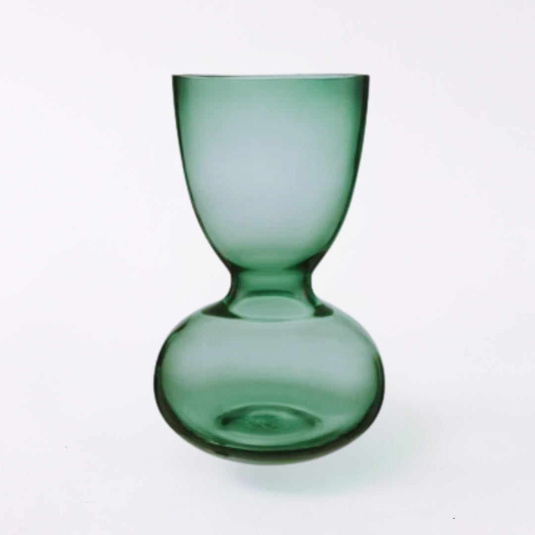 Verdant Oasis Glass Grandeur Vase
