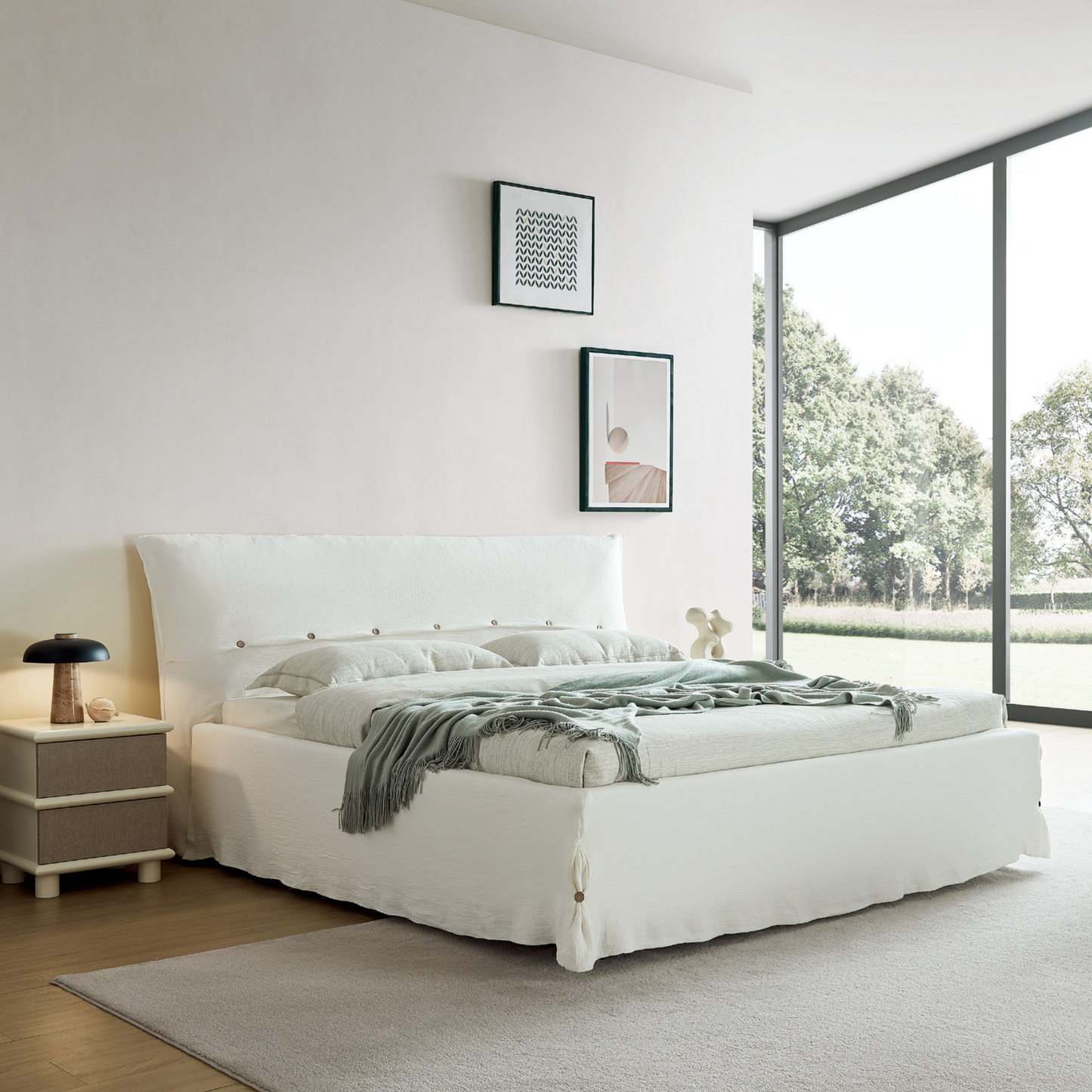 Ivy Bed - Milky White