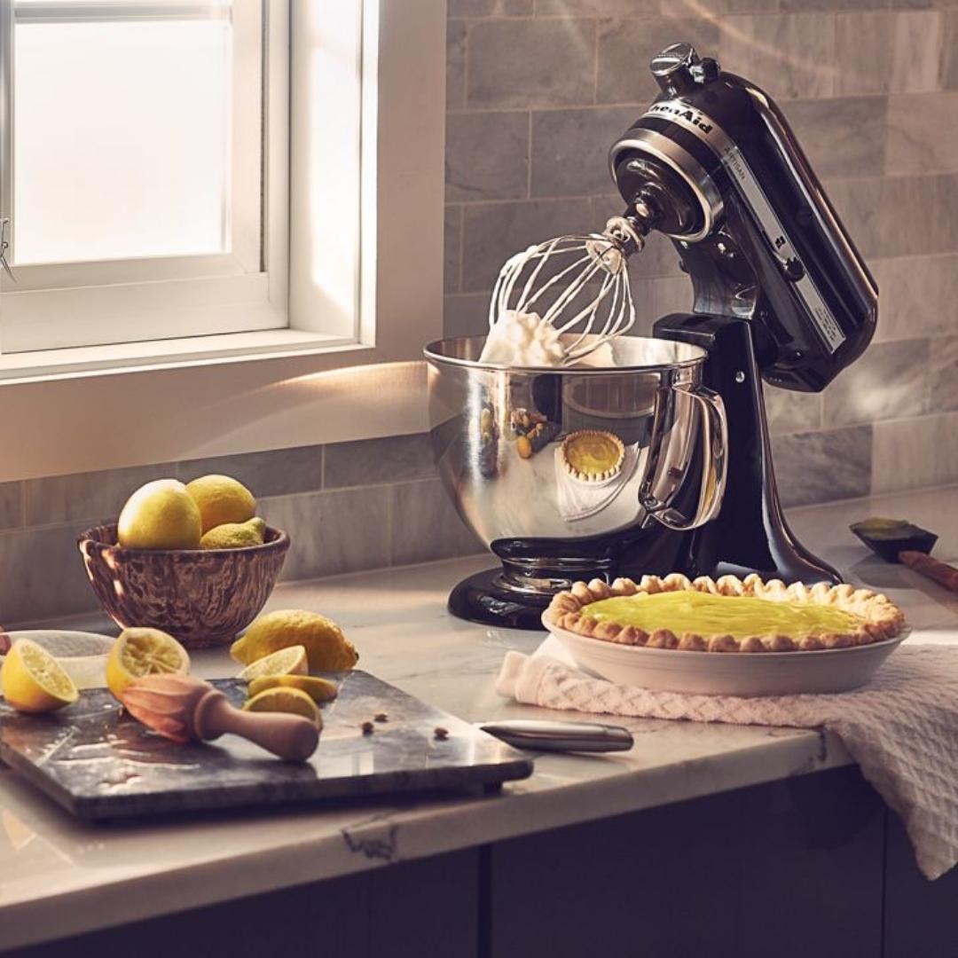 KitchenAid Kitchen Machine 4.8 L ARTISAN TILT Onyx Black