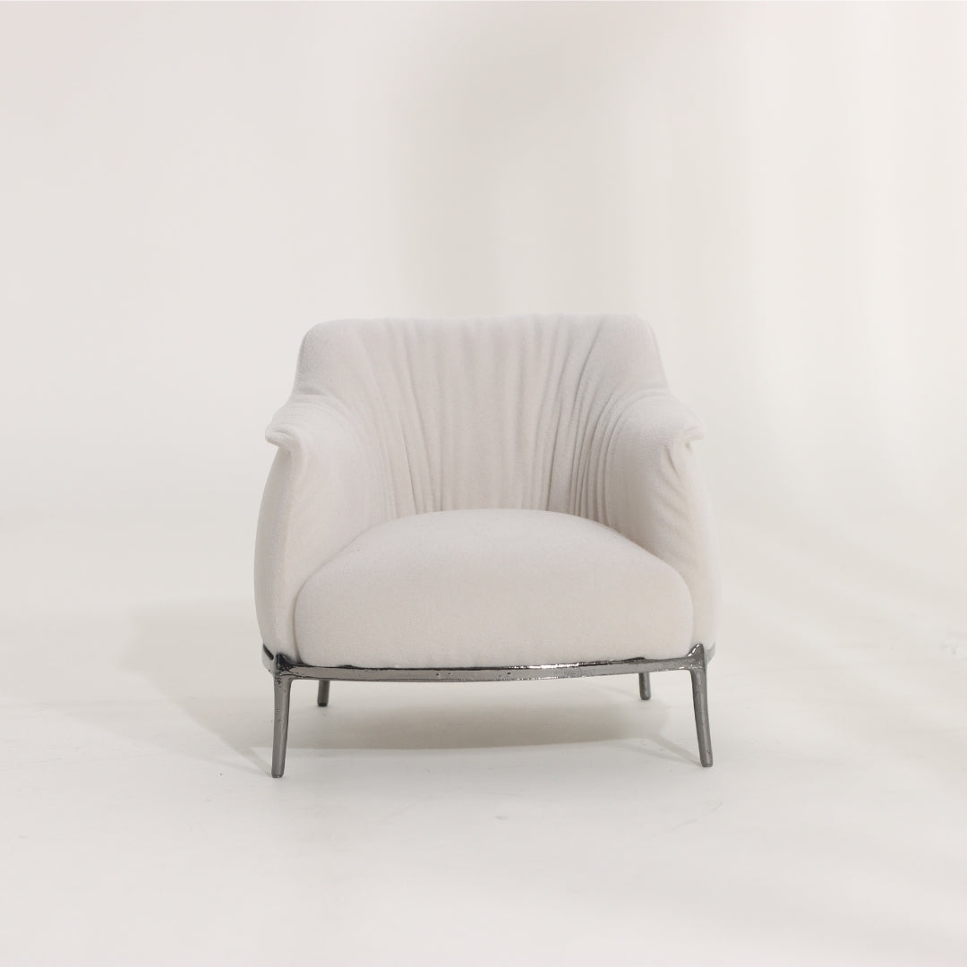 Luxurious Lounging Sofa Sculpture