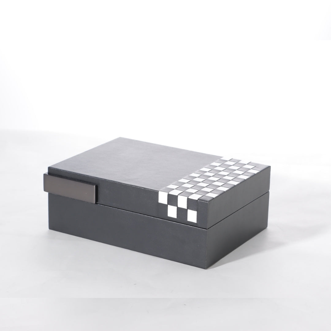 Artistry in Weaving Leather Storage Box