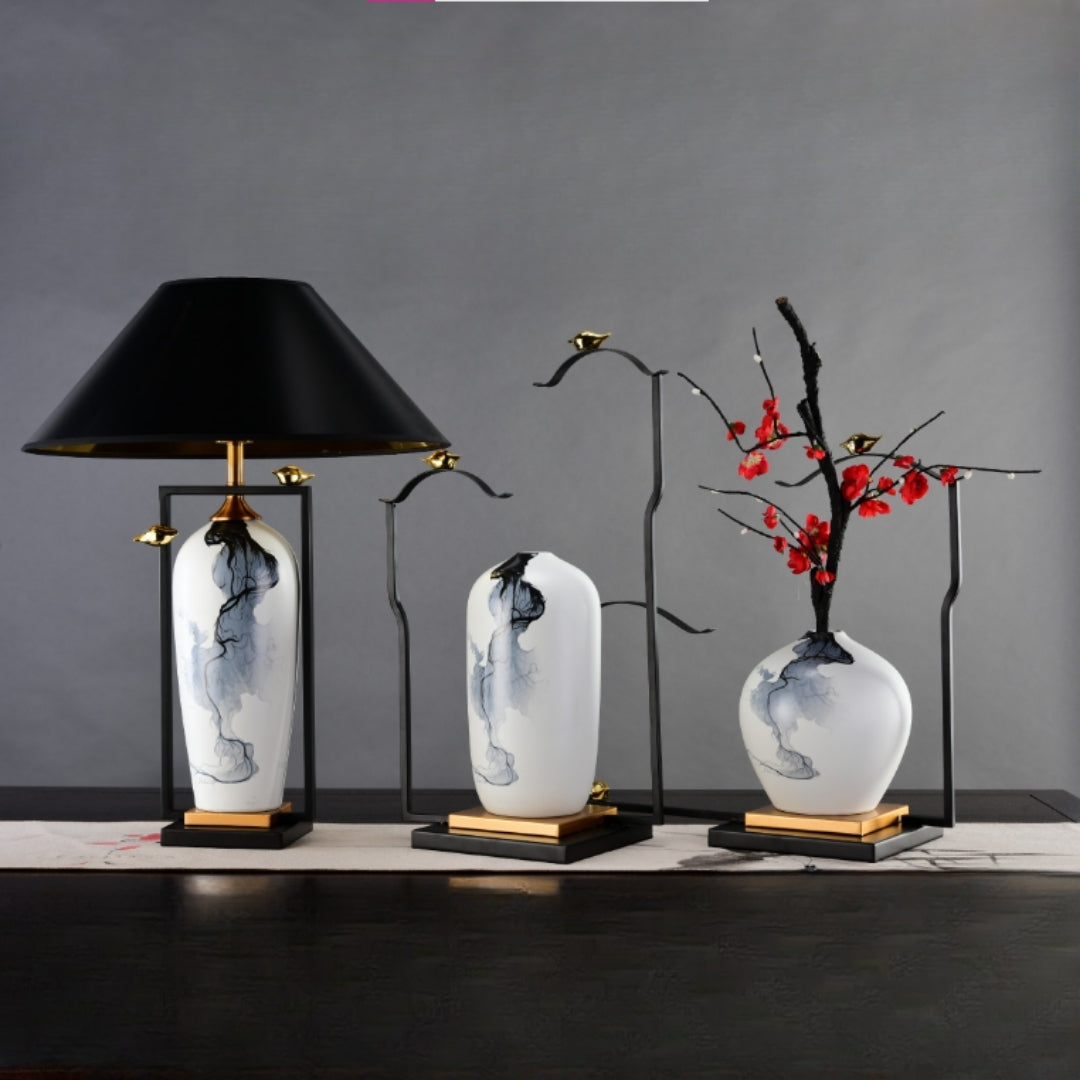 Lavish Luminance Flower Vase