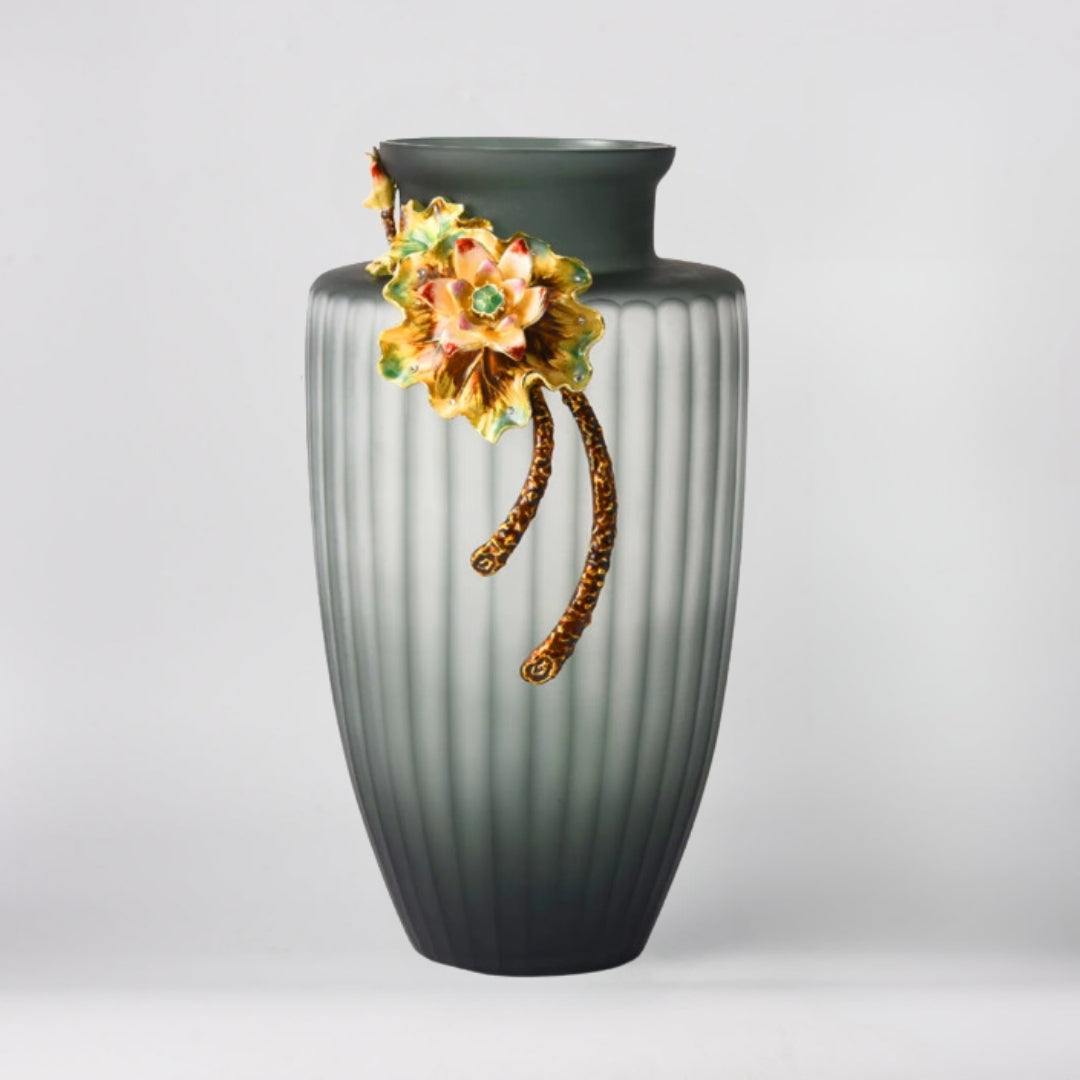 Elite Echelon Flower Vase