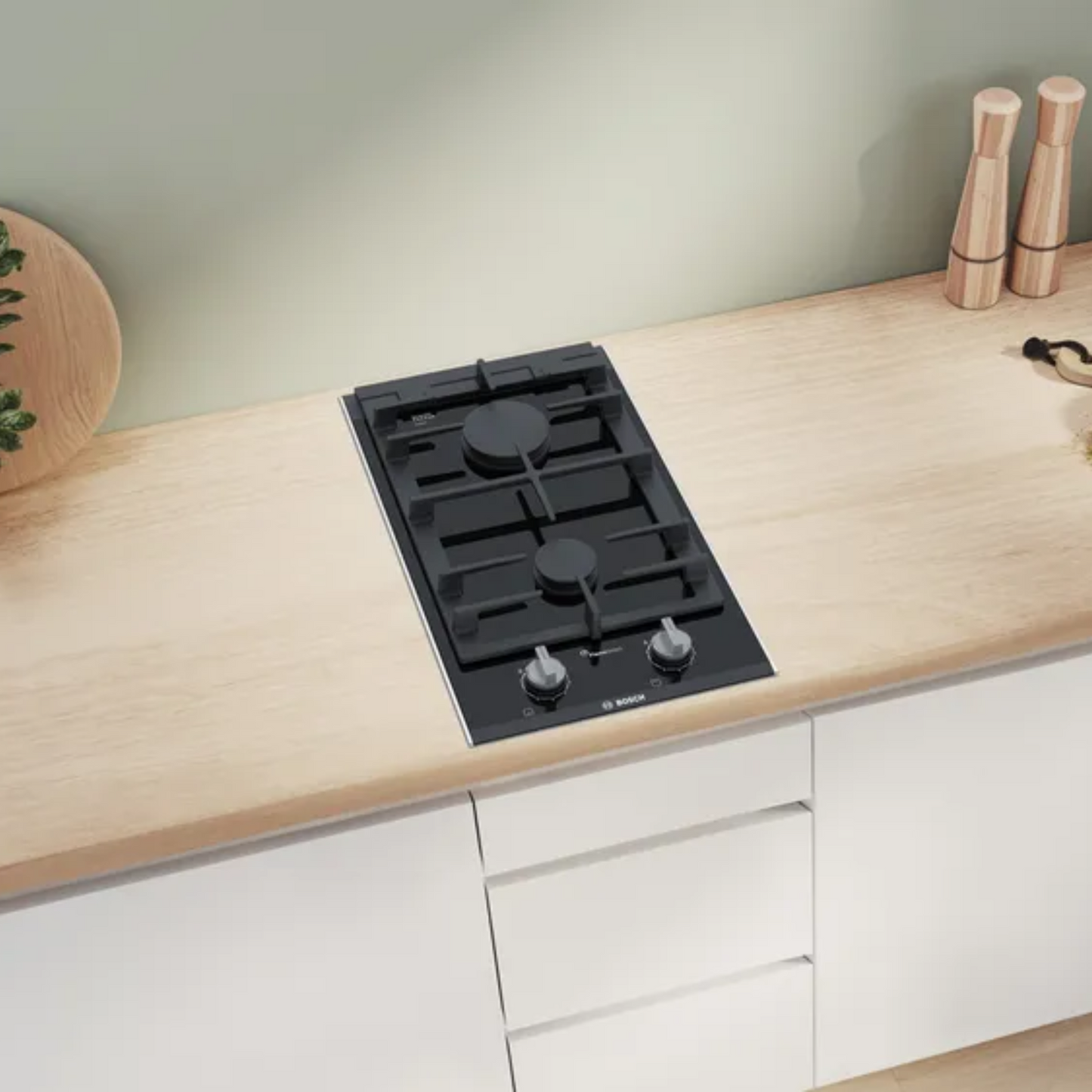 Bosch 60 cm Wall Mounted Chimney DWB68IJ60I + Bosch 30 cm 2 Burner Hob PRB3A6D70I + Bosch 4 Zones Induction Hob PIE651BB5I