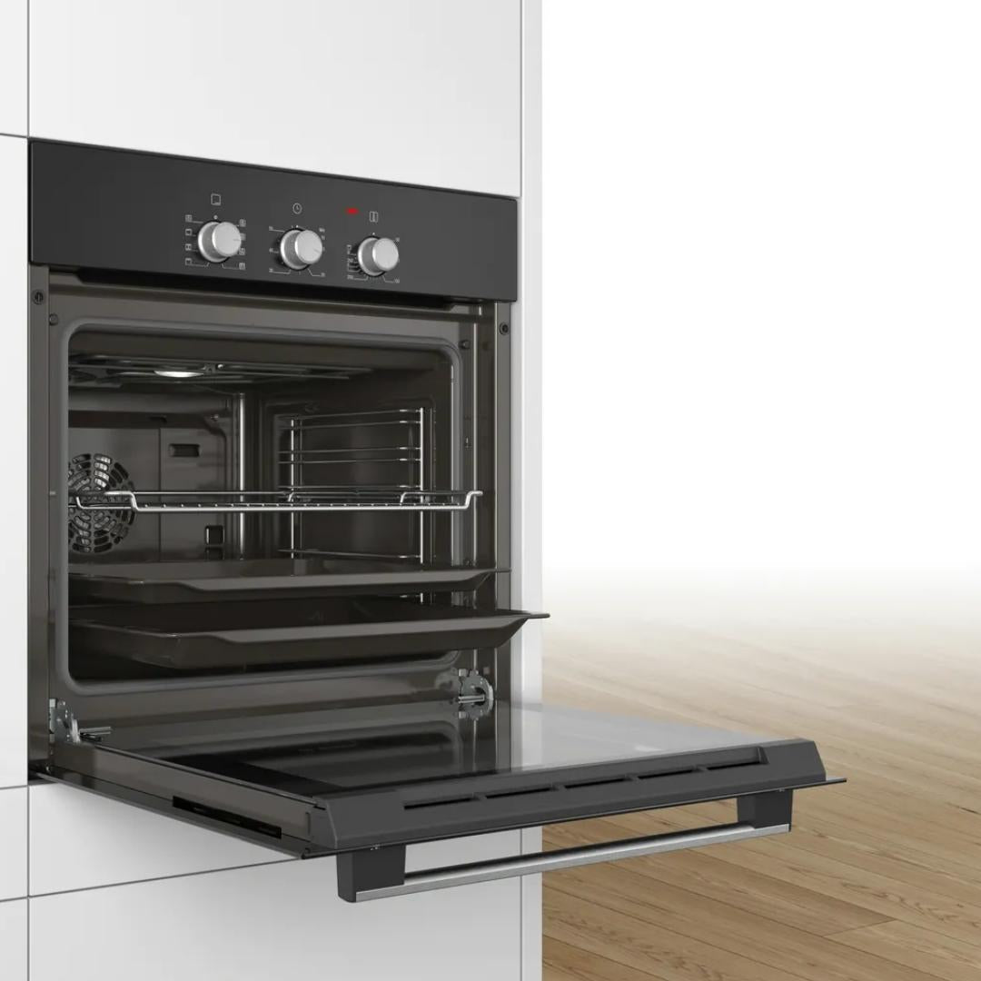 Bosch Built In Oven HBF031BA0I + Bosch Built-In Microwave Series 6 BEL553MB0I