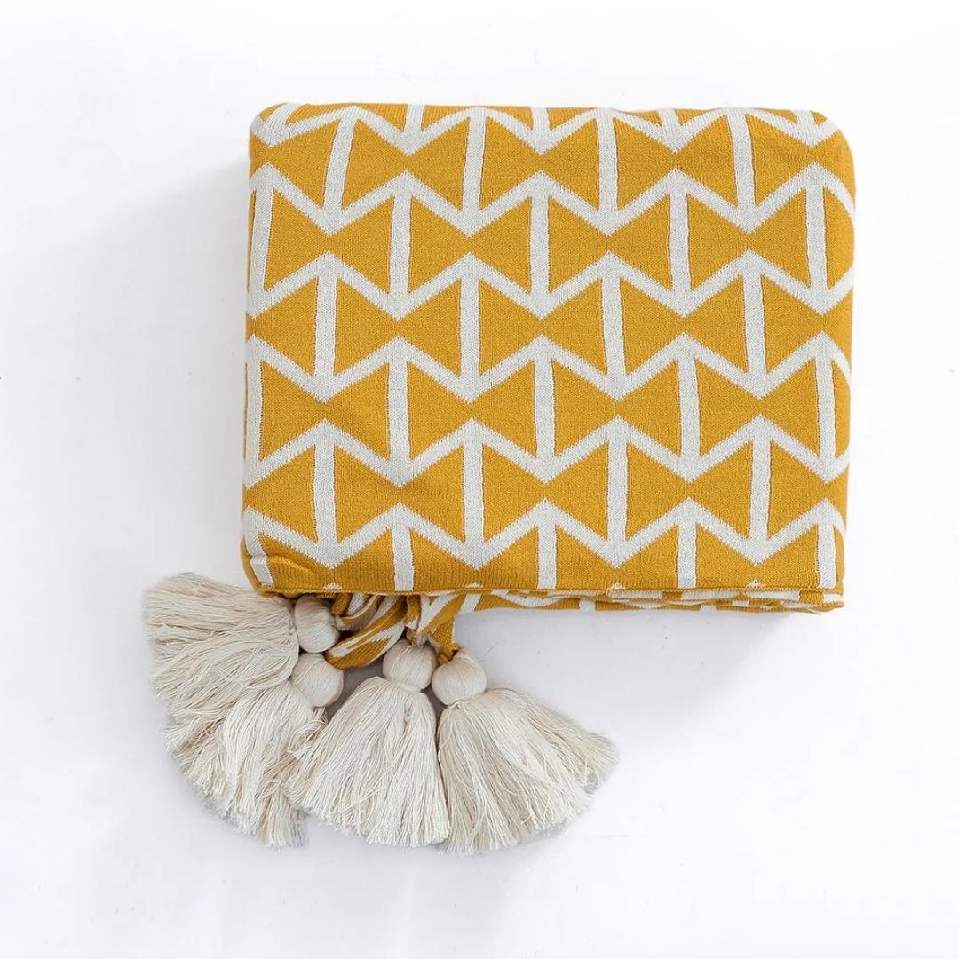 Beatrice Twanty Olive & Natural Throw & Cushion Cover Set (18 in x 18 in)