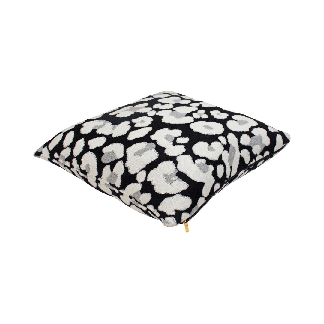 Stoney Black & White Cotton Knitted Decorative Cushion Cover (20 in x 20 in)