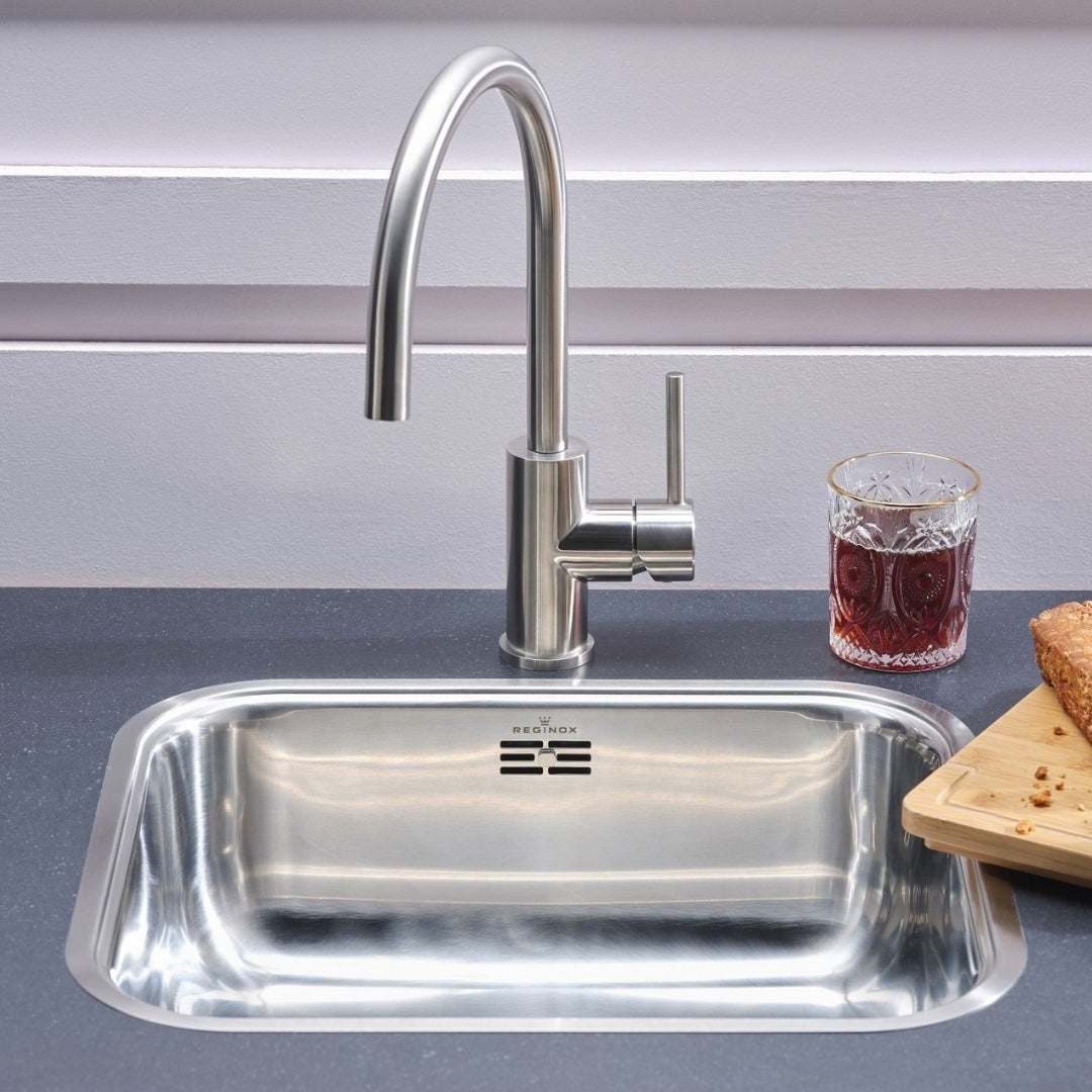 Reginox Table Mounted Regular Kitchen Sink Mixer SPRING with Extractable Hand Shower Spout in Stainless Steel Finish