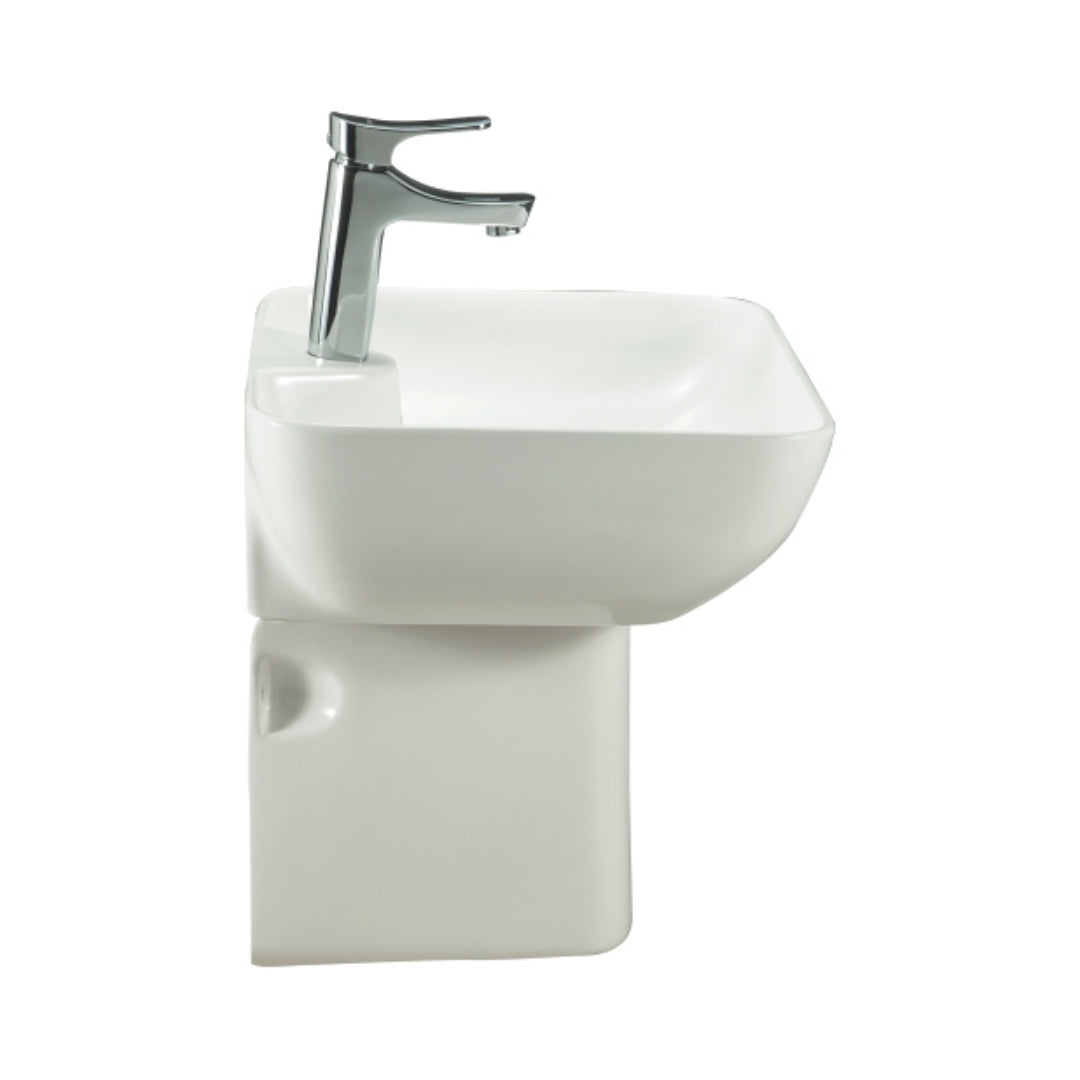 wb_cer_s2040136_half_pedestal_white