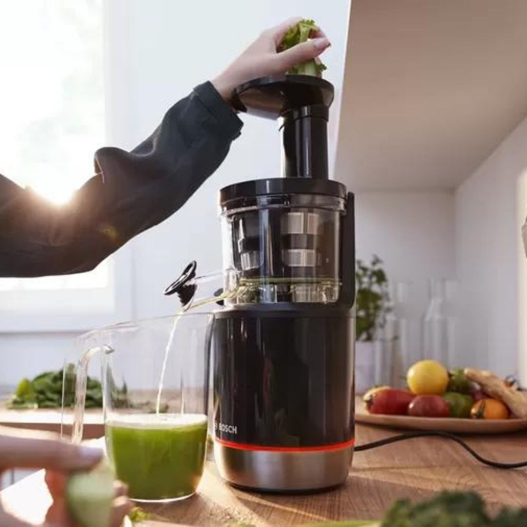 Bosch Cold Pressed Juicer VITAEXTRACT MESM731M Black