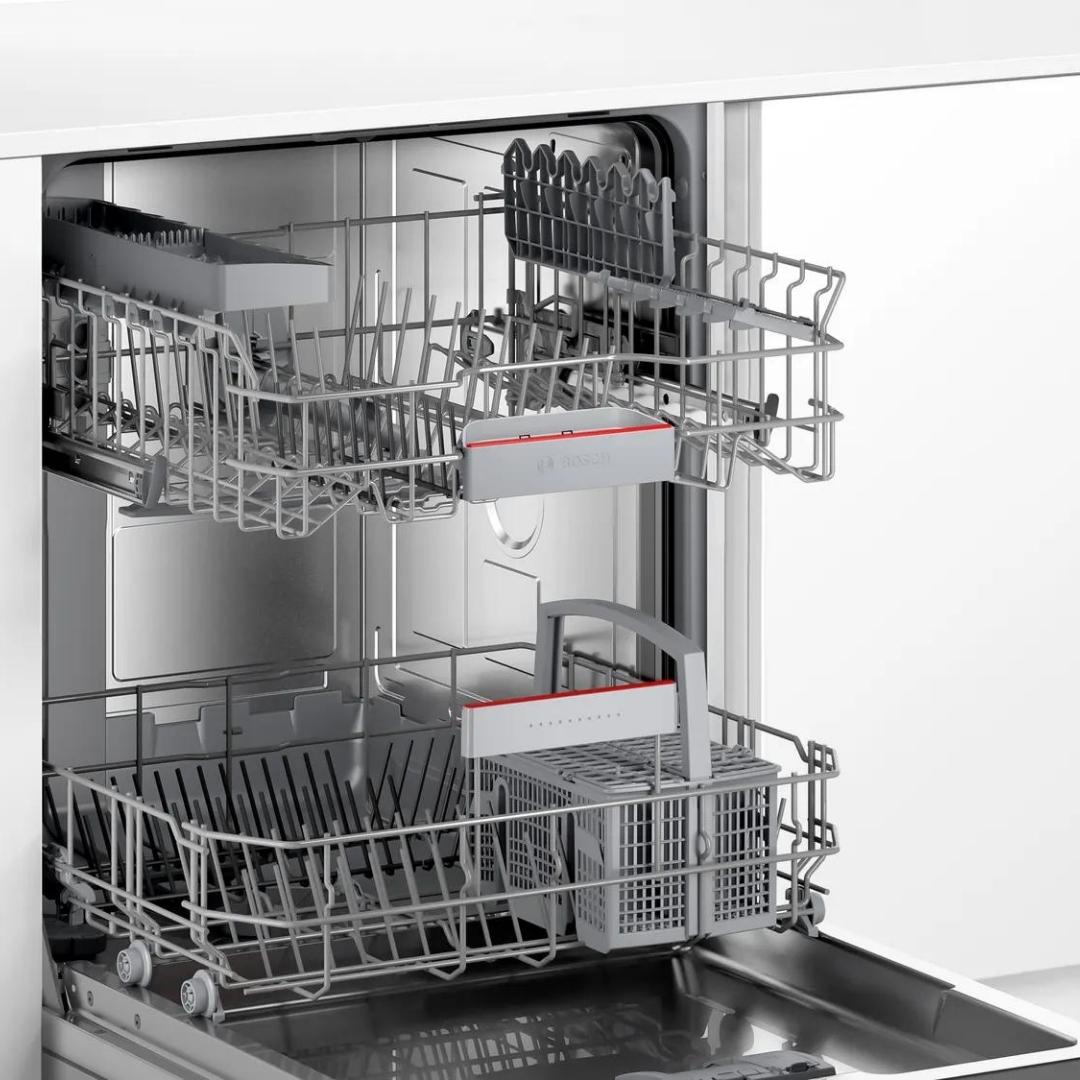 Bosch Semi Built in Dishwasher Series 4 SMI4IVS00I with 13 Place Settings