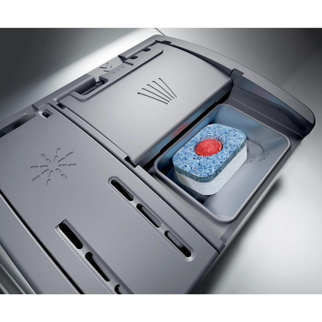 Bosch Semi Built in Dishwasher Series 4 SMI4IVS00I with 13 Place Settings
