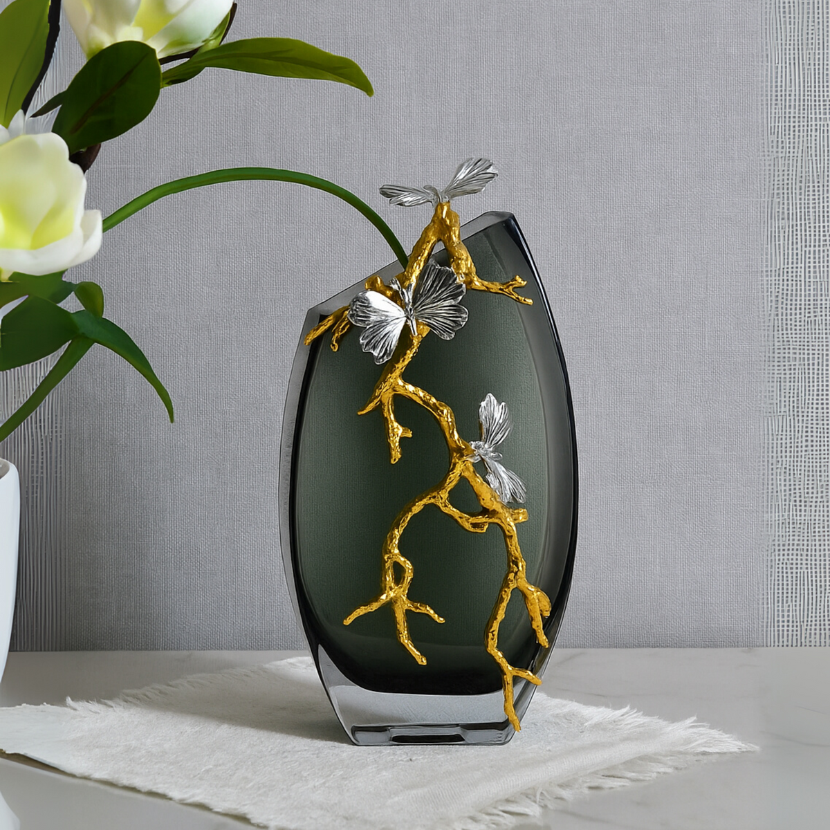 Shadowvine Vertical Sculptural Glass Vase (Small)