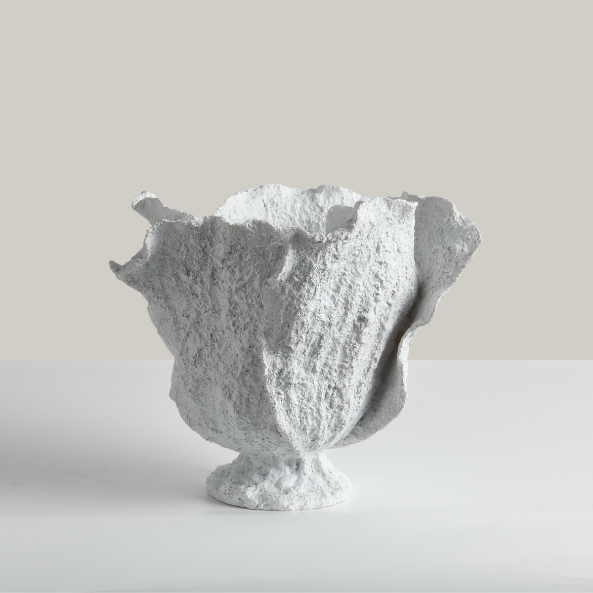 Alabaster Grace Flower Vase (White)