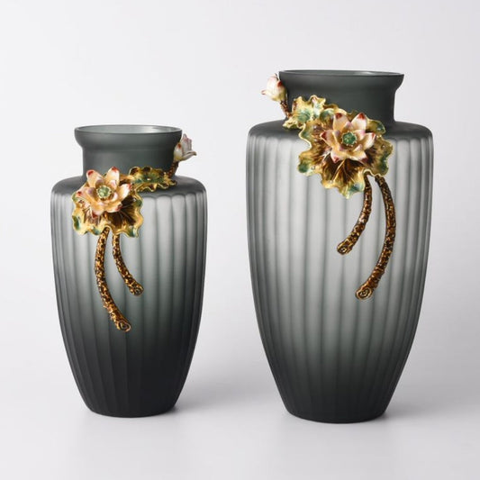 Elite Echelon Flower Vase
