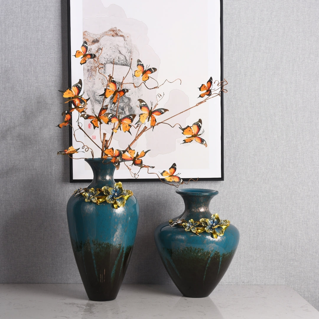 Noble Bloom Flower Vase