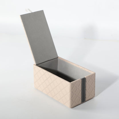 Lustrous Albaster Tissue Holder