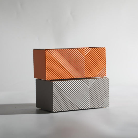 Embossed Elegance Tissue Holder