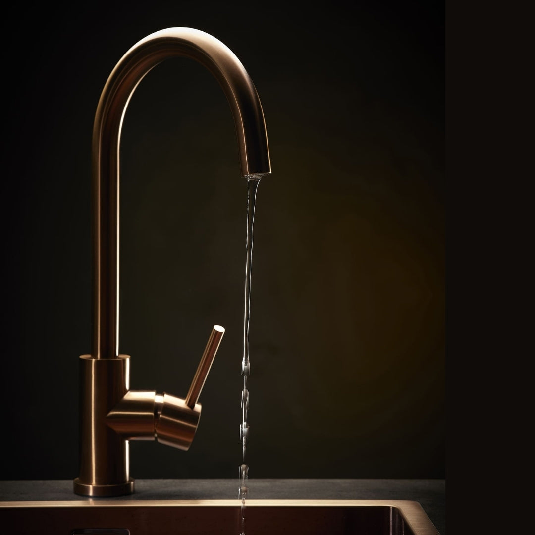 Reginox Table Mounted Regular Kitchen Sink Mixer PVD CANO with Extractable Hand Shower Spout in Copper Finish