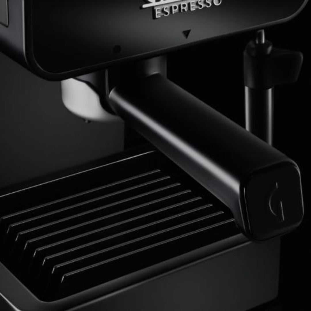 cta_cfo_gaggia_espresso_style_red