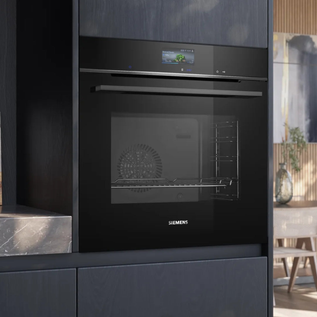 Siemens Built In Oven iQ700 HB736G1B1 + Siemens Built-In Microwave IQ700 Series BF722L1B1I