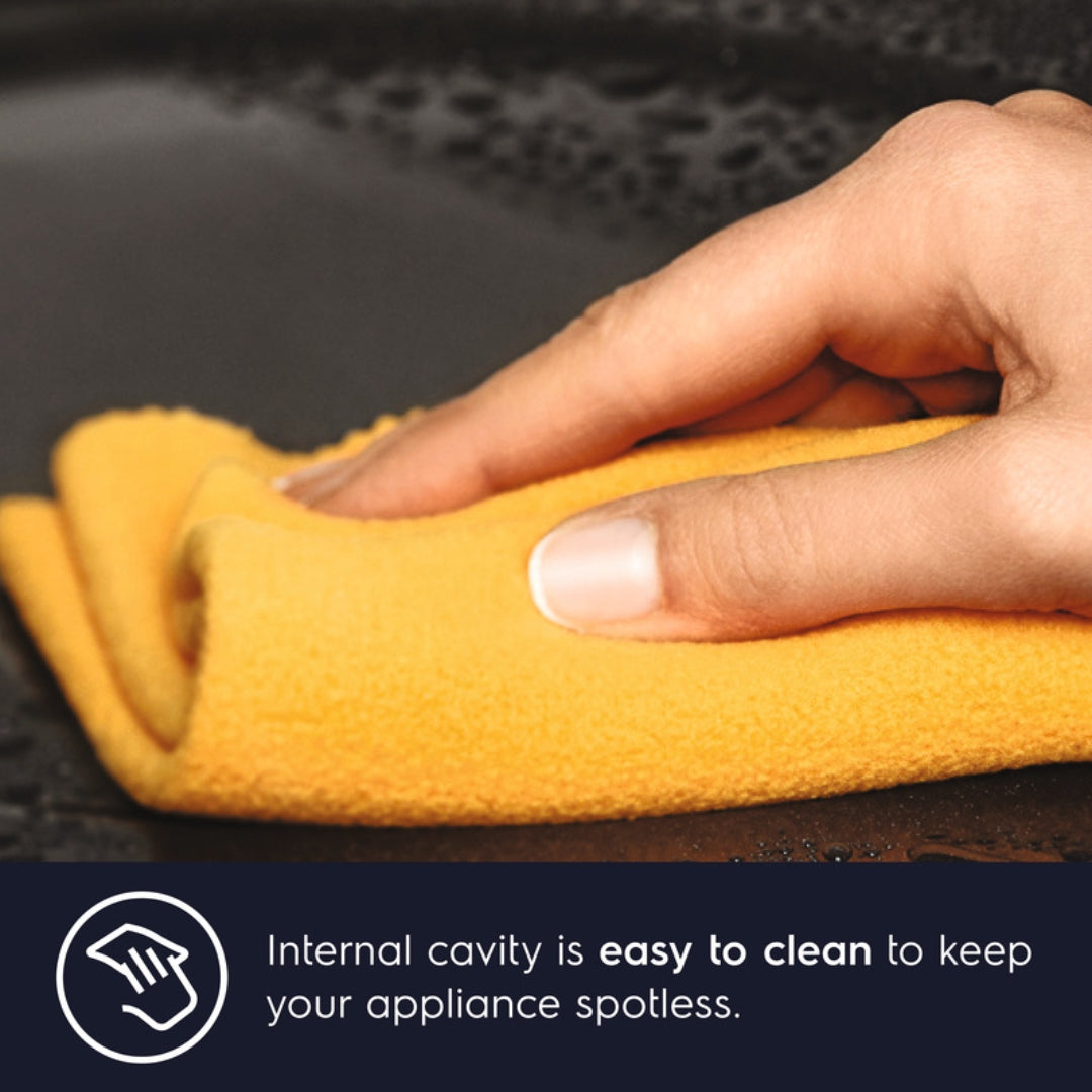 Electrolux Built In Oven with Steam Assist KOCBP21XA + Electrolux Built-In Convection Microwave EMSB25XC + Electrolux 90 cm Wall Mounted Chimney UltimateTaste 700 Series ECS9932KB + Electrolux 90 cm 4 Burner Hob UltimateTaste 300 EHG9430BCD