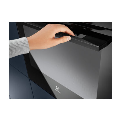 Electrolux Built In Oven With Air Fryer UltimateTaste 500 KOIGH00KA2 + Electrolux Built-In Microwave UltimateTaste 500 EMSB25XG