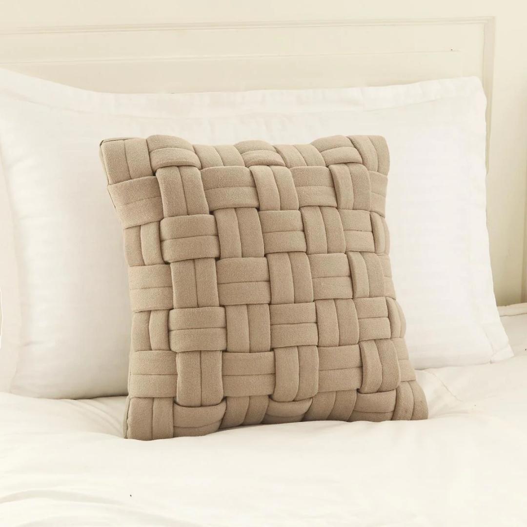 Basket Knit Sandy Brown Cotton Knitted Decorative Cushion Cover (16 in x 16 in)