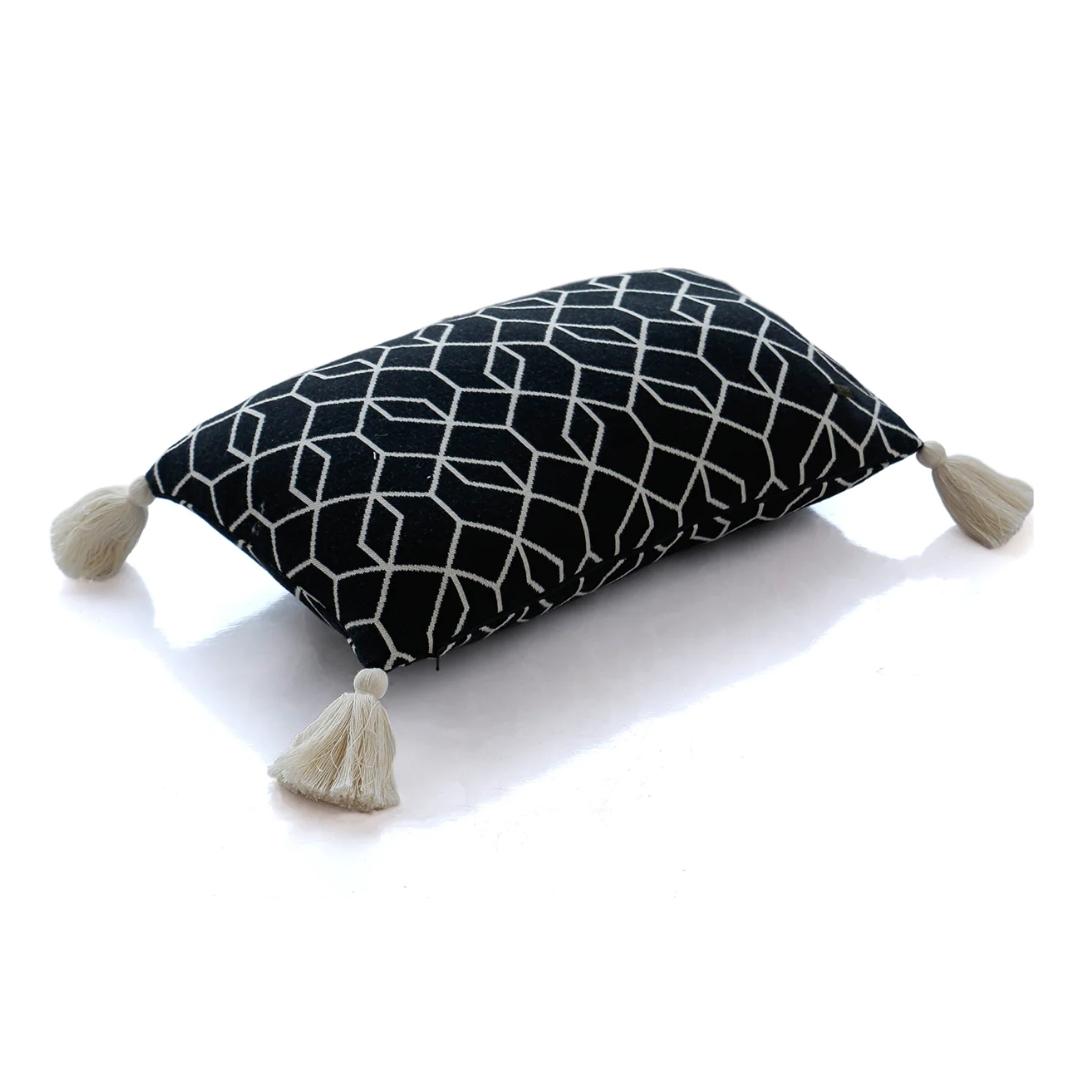 Trellis Black Base & Natural Cotton Knitted Decorative Cushion Cover (12 in x 20 in)