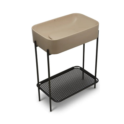 wb_com_78575_mc_with_stand